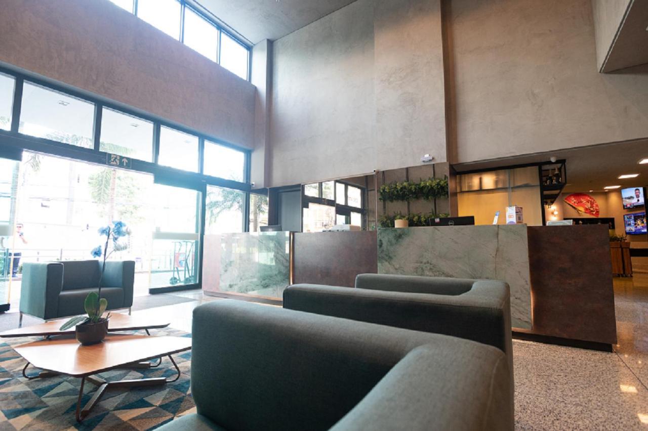 Esuites Virginia Luxemburgo Белу-Оризонти Экстерьер фото